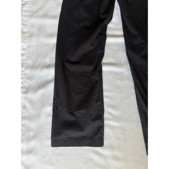 Levi's Baggy Trousers Mid Rise Women's Size 26 Chino Black Straight Leg jean - Picture 12 of 14